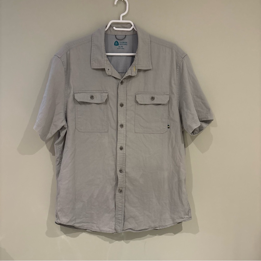 Light Gray Short Sleeve Casual Button-Down Shirt by Sierra Designs